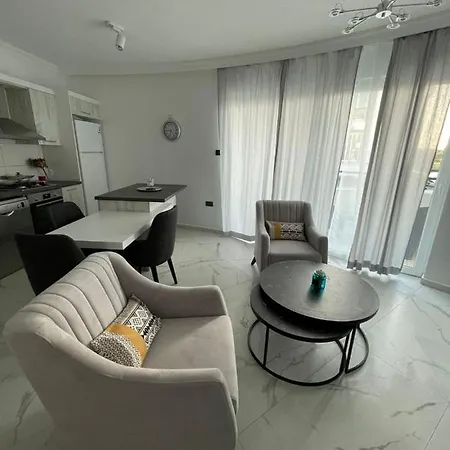 Cozy Flat W Shared Pool In Edremit Cyprus